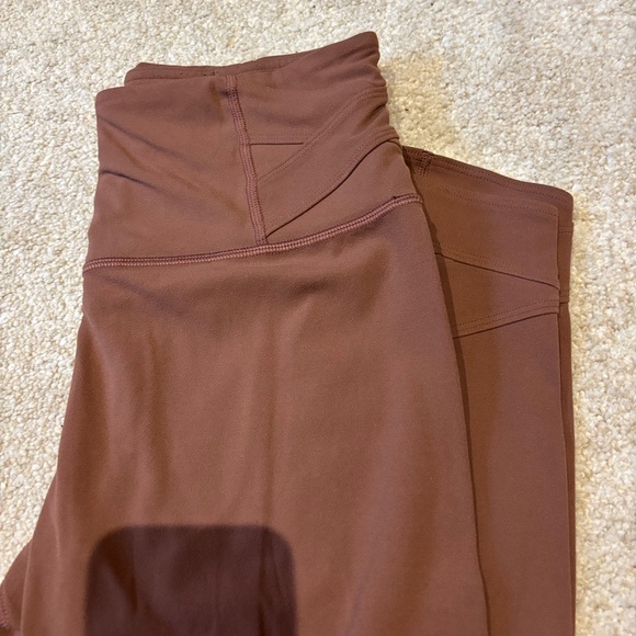 Athleta Elation Pirouette 7/8 Leggings in Dusty Rose Pink - Picture 4 of 7